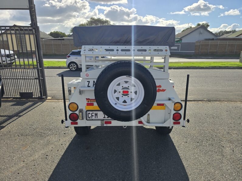 2005 Venter Bush Baby + Rooftop Tent