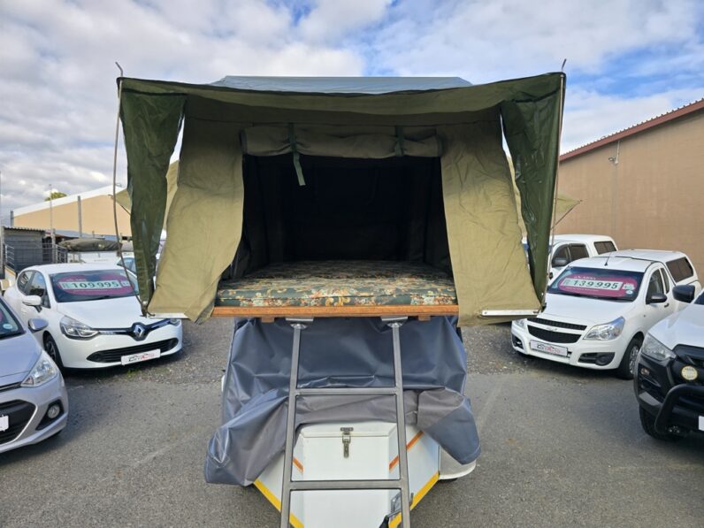 2005 Venter Bush Baby + Rooftop Tent