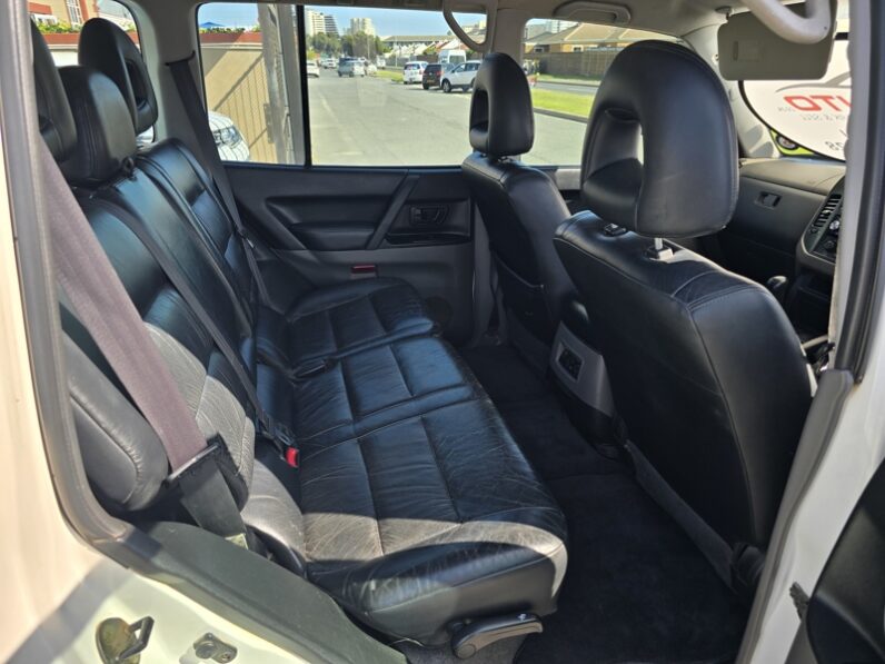 2000 Mitsubishi Pajero 3.2 Di-D