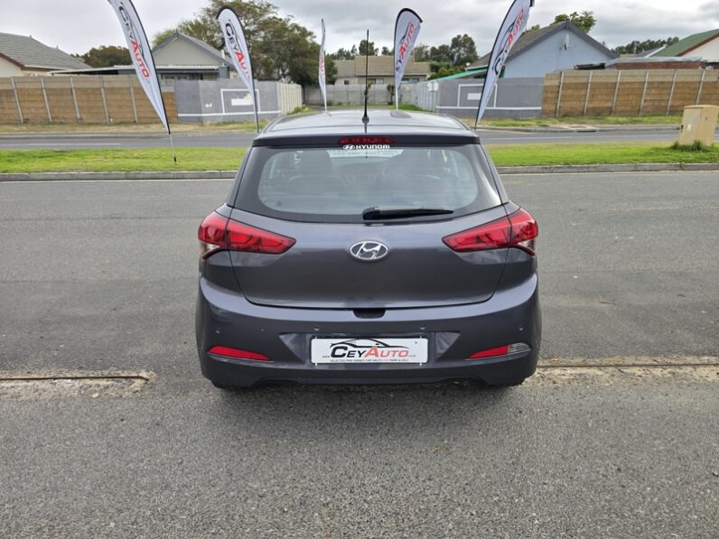2015 Hyundai i20 1.4 Fluid AUTO