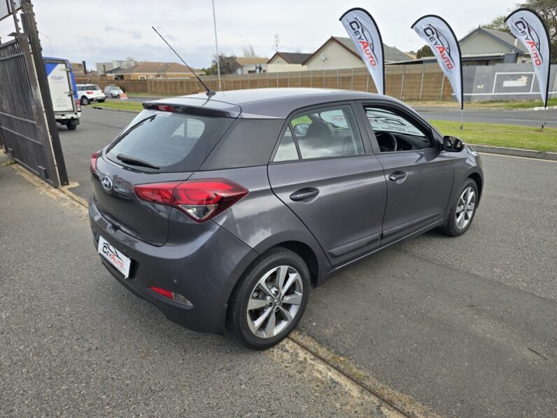 2015 Hyundai i20 1.4 Fluid AUTO