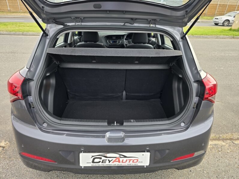 2015 Hyundai i20 1.4 Fluid AUTO